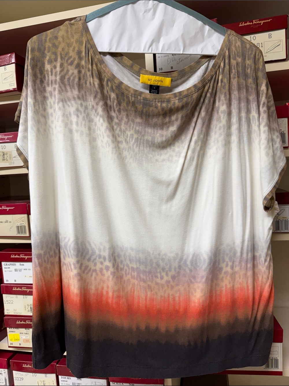 Classic St. John multi-colored cheetah print women’s Crew Neck T-Shirt